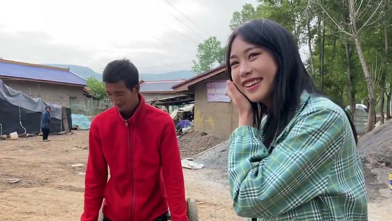 带着单身美女去相亲，一路爆笑不停，结局会怎样呢？ #我的乡村生活 #相亲 #陌生人的温暖