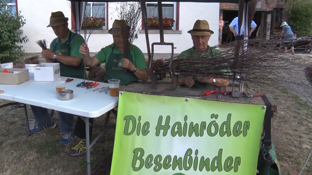 PUNKTum Menschen(s)kinder - Die Besenbinder von Hainrode