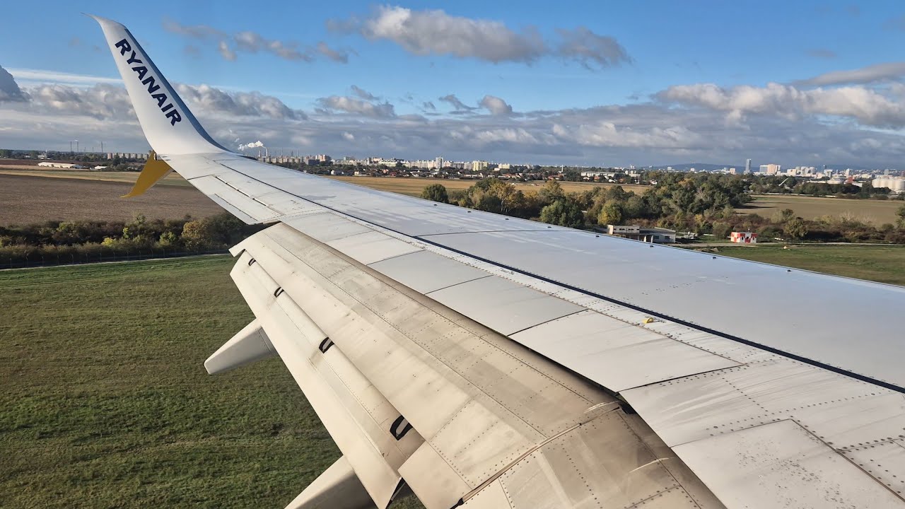 [TRIPREPORT] Manchester - Bratislava | Ryanair 737-800
