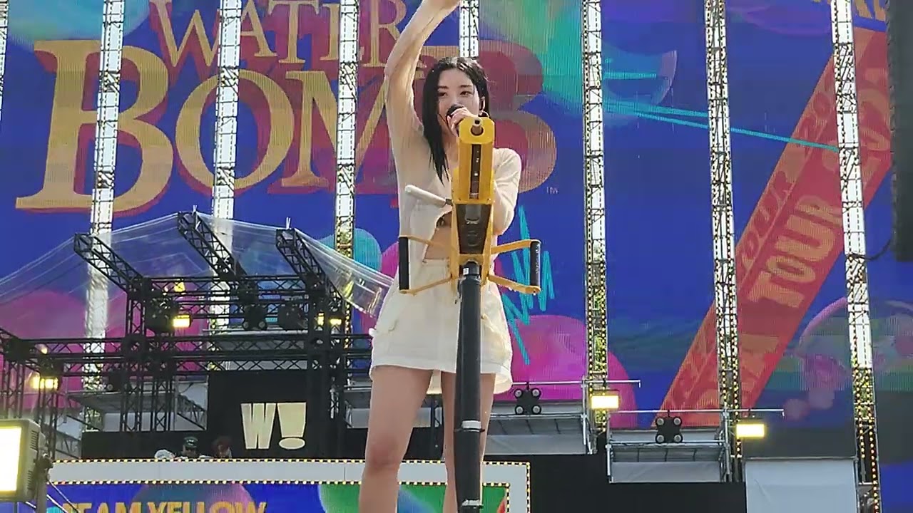 230623 워터밤 권은비 KWONEUNBI - Glitch + Esper (4k)