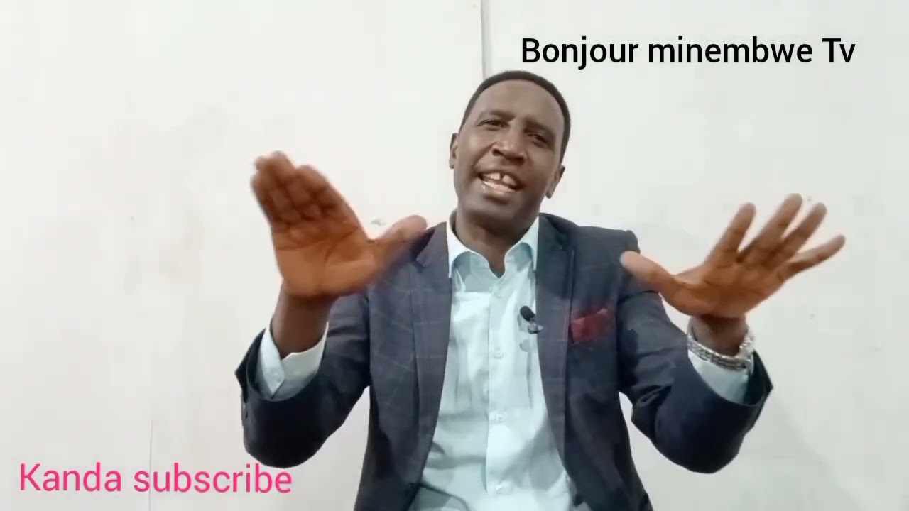 Mwalimu NDABARUTA  Arasobanura kubijanye ni nyigisho zubuntu ni Cha cumi ni sadaka.