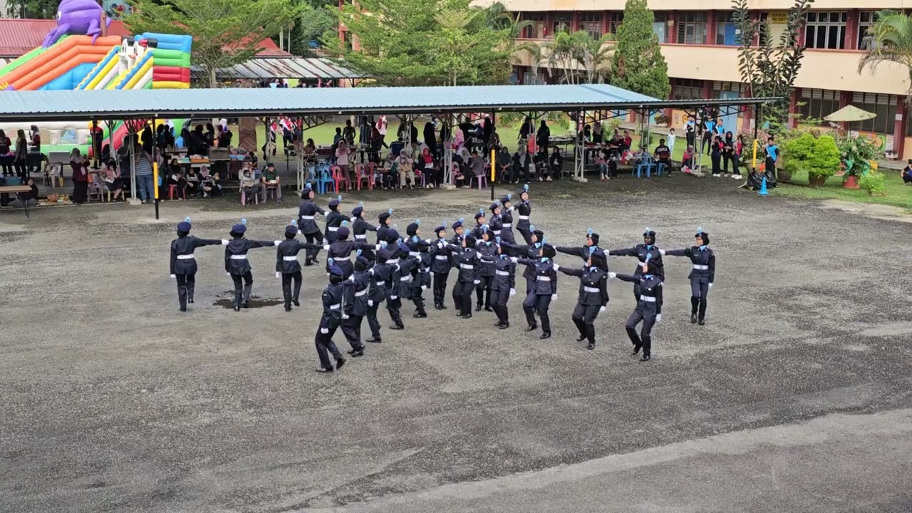 Pertandingan  Kawad SMK Tinggi Kluang 2022 ( kadet Polis )