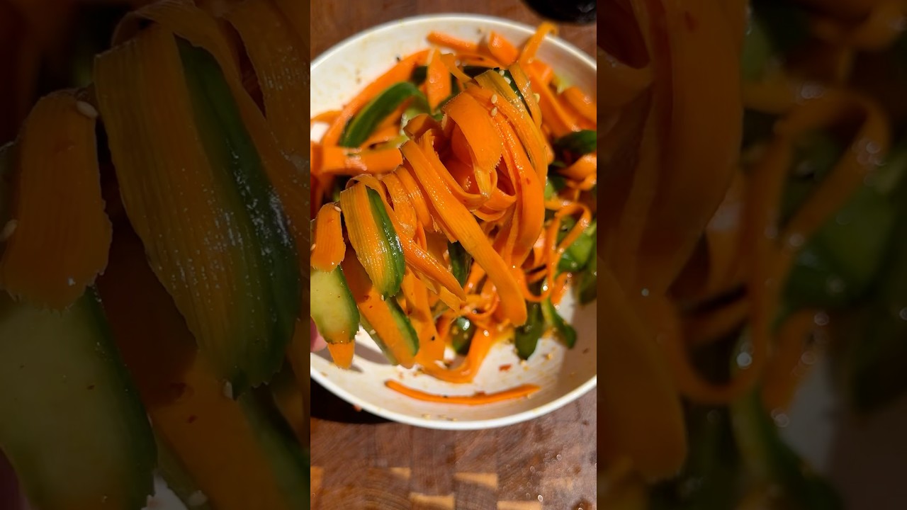 Crunchy Asian Cucumber Carrot Salad