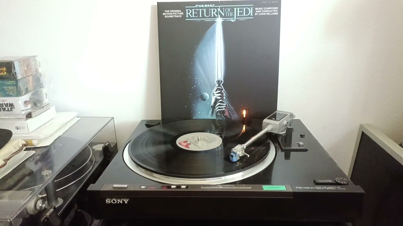 SONY PS-X600 playing JOHN WILLIAMS 