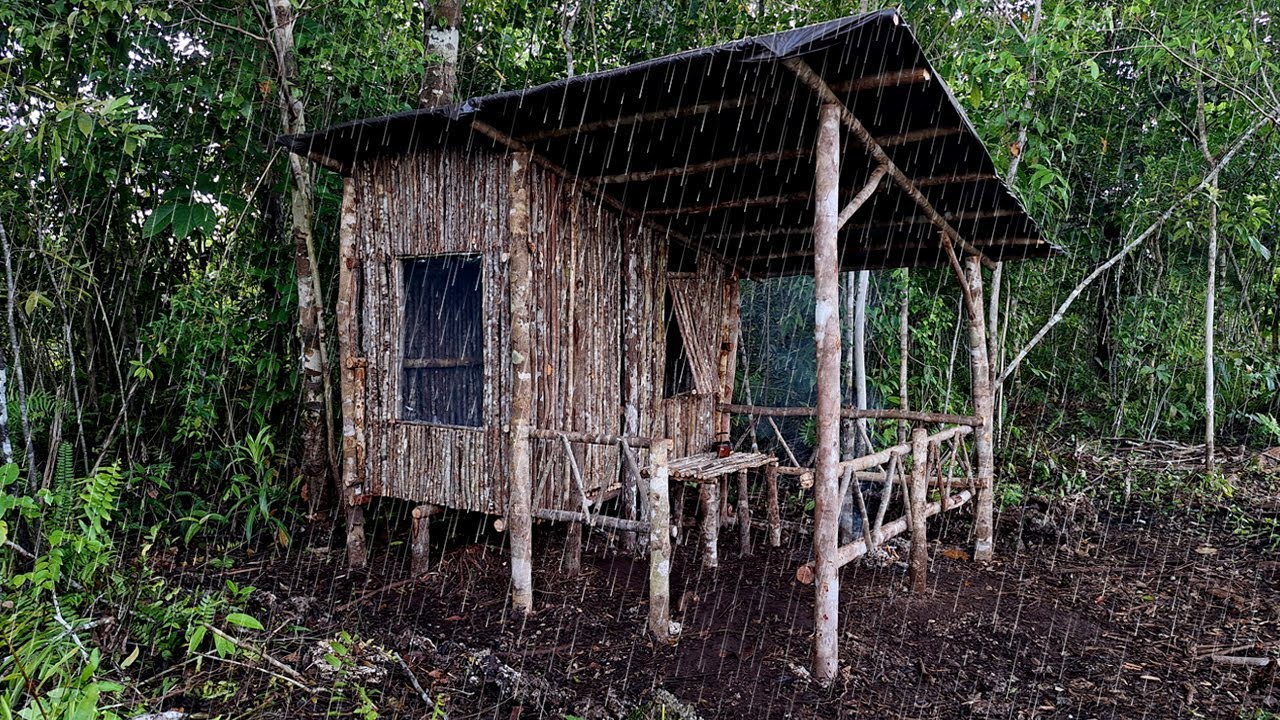 [Full] 15 Hari Sendiri Membangun Survival Permanen Shelter | Camping Bushcraft di Kebun