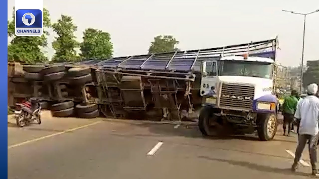 Accident: Lone Truck Operator Dies At Otedola Bridge + More | Newsroom Series