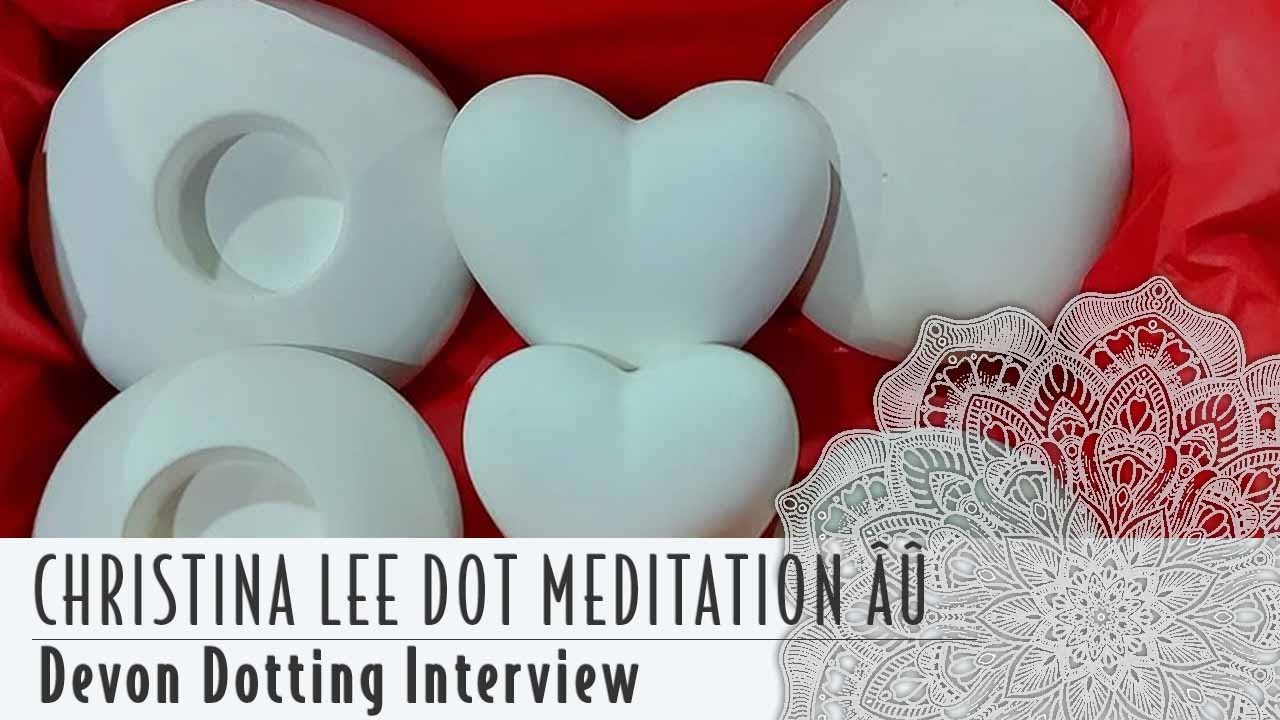 Learn This Special Trick in Removing Air Bubbles From Your Molds with Kate from Devon Dotting