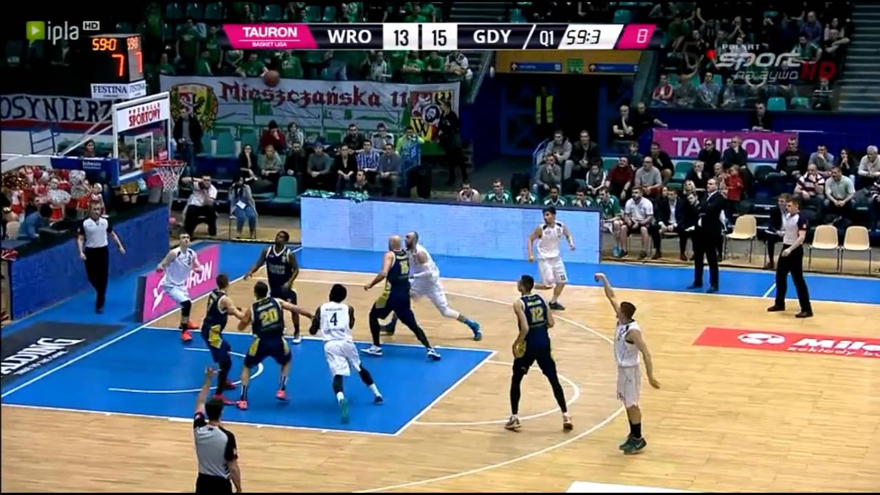 Dobitka wsadem Jarvisa Williamsa