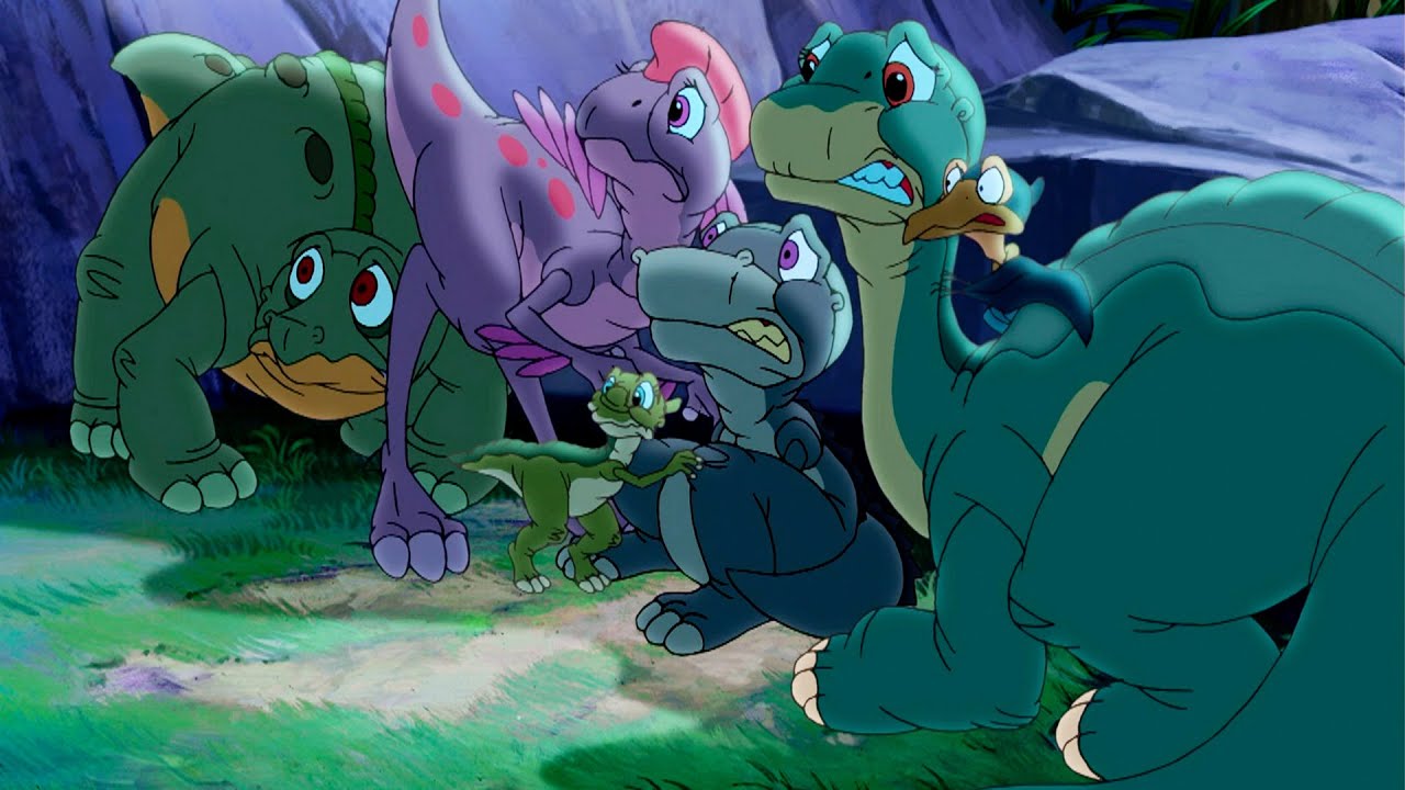 O Que Assusta um Dinossauro? 🦖 😰 | Em Busca do Vale Encantado Em Português