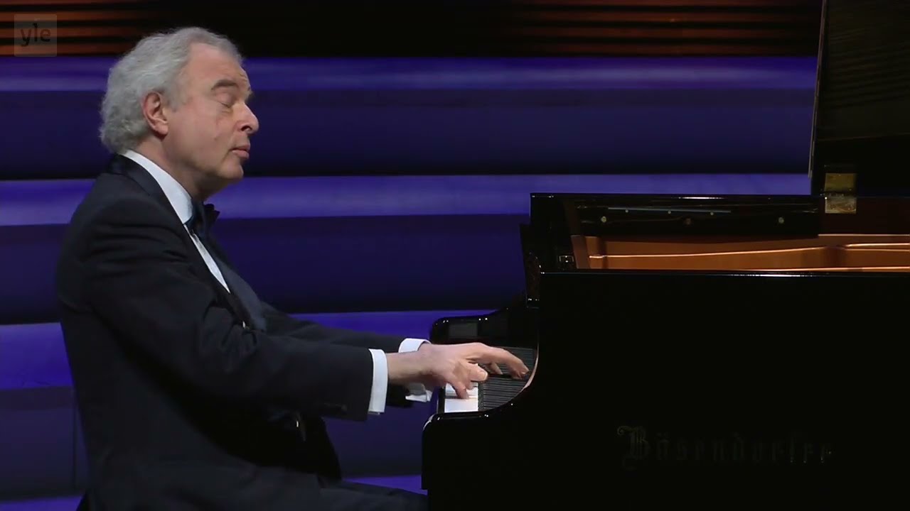 András Schiff Recital - Haydn, Beethoven and Schubert
