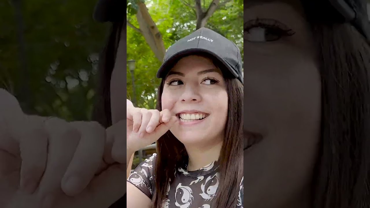 Que probabilidad hay? en publico me beso con mi ex amiga 😂