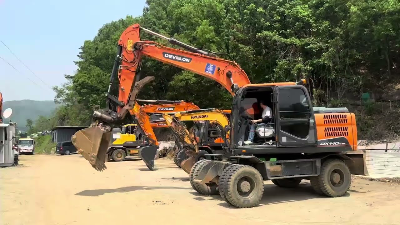 Xúc đào Doosan DX140 nhập Hàn máy zin từng con ốc | 086.8481.555