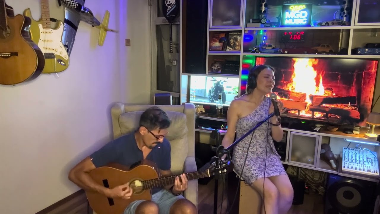 Dilek Taşı - Canlı Akustik Cover | Yasemin Zeyfeoğlu