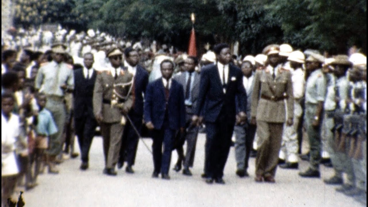 Kolwezi, Congo 1962 - Parade with the president Moise Tshombe (silent color 8mm film)
