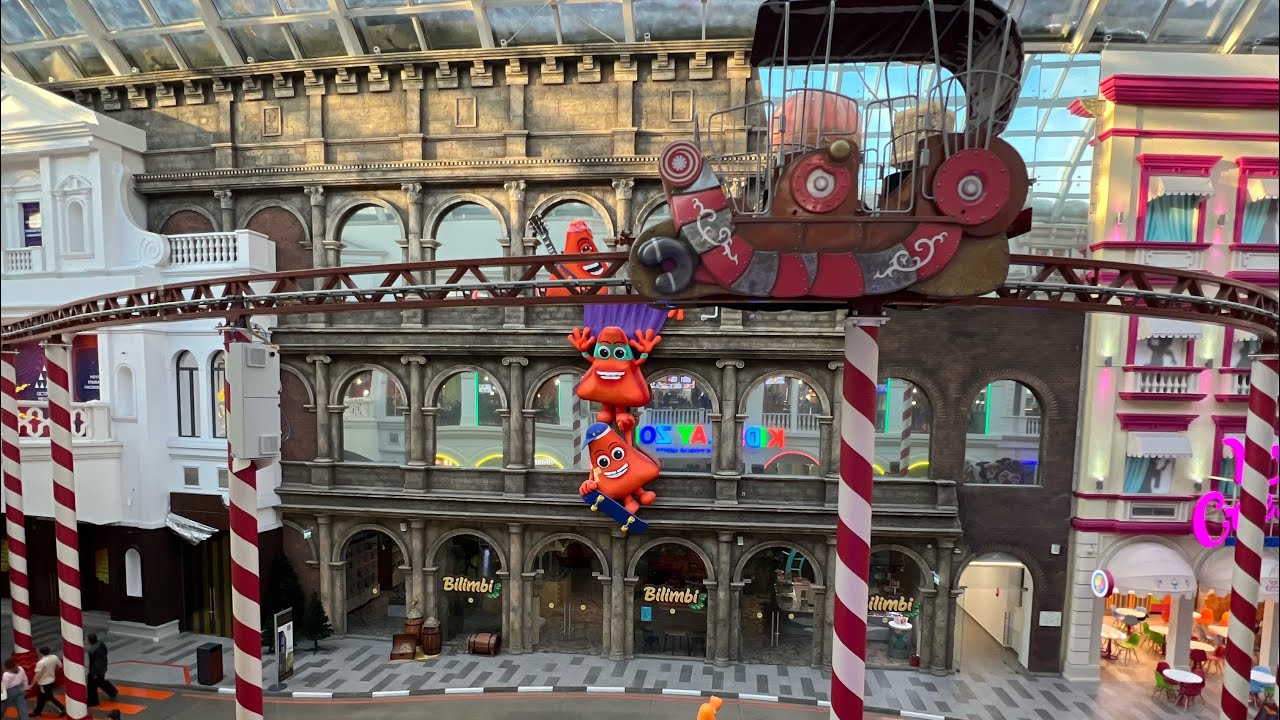 Dream Island Moscow: A Stroll Through the World's Largest Indoor Amusement Park