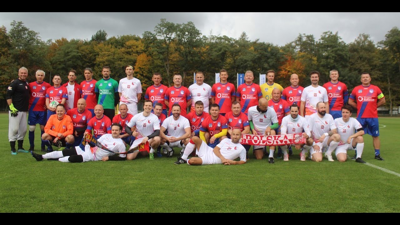 Mecz otwarcia Stadionu MOSiR: MKS Mazur Gostynin OldBoys - Reprezentacja Artystów Polskich 1:3