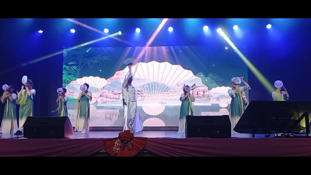 马到功成好运来初五天后宫美人呤