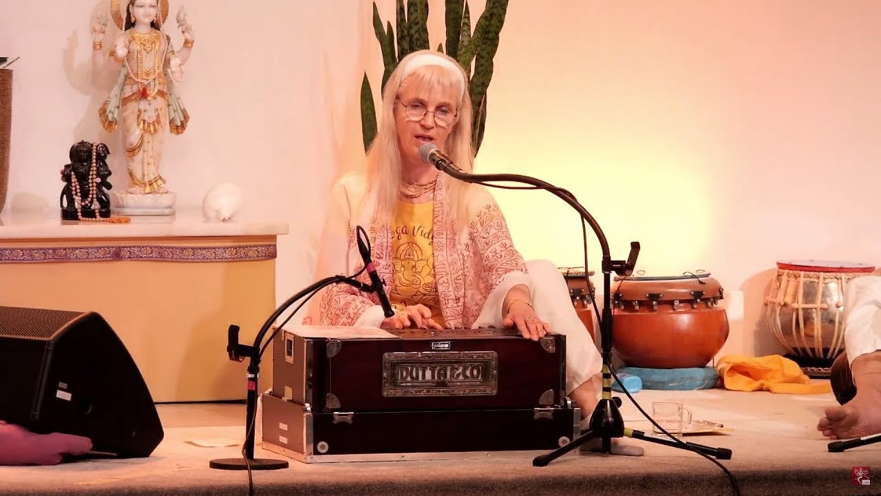 Satsang mit Chintamani Dasi 