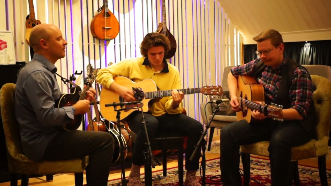 Mattias Pérez, Andres Rass & Simon Sidén plays 