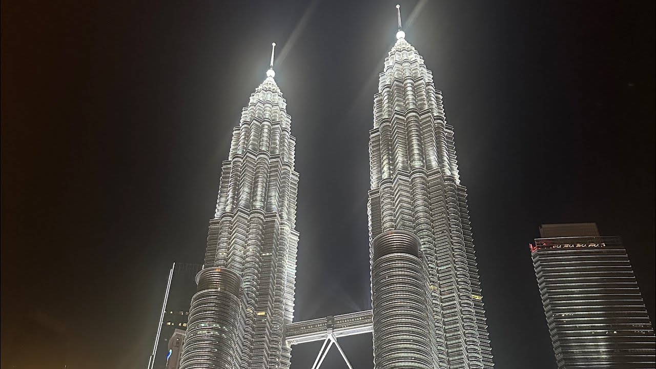 Holiday Vlog - Trip to Malaysia