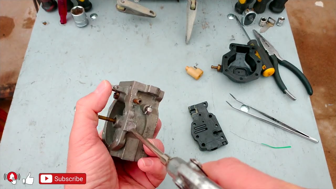 EVINRUDE / JOHNSON 6HP, 8HP, 9.9HP AND 15HP CARBURETOR CLEANING, AND IMPELLER REPLACING