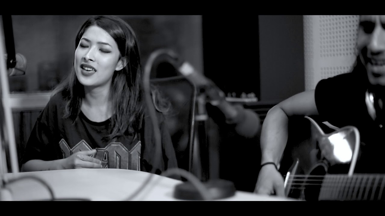 PRASHNA - THE ACT ( Acoustic live) (Avishek KC , Suzeena Shrestha )