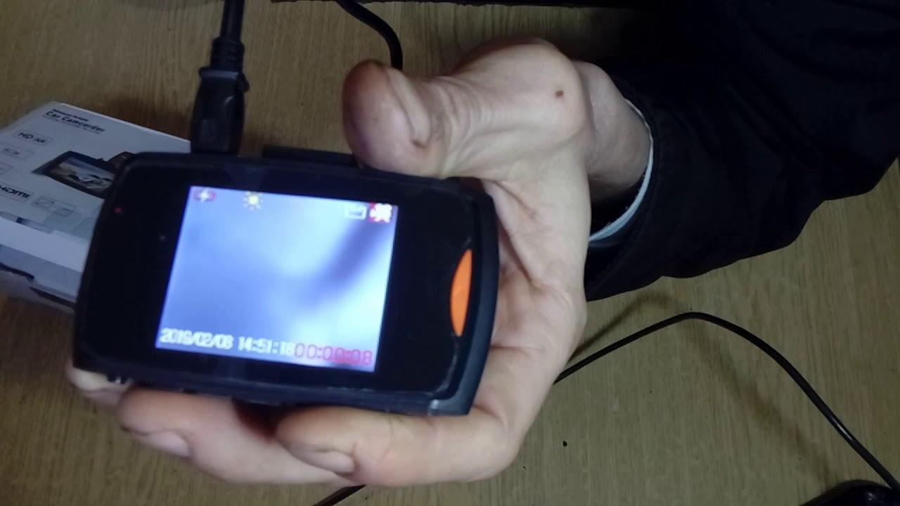 видеорегистратор G30! не советую.