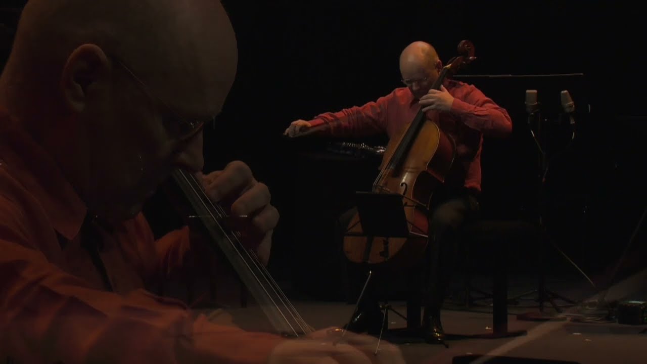Kaija Saariaho: Sept Papillons (2000) played by Anssi Karttunen