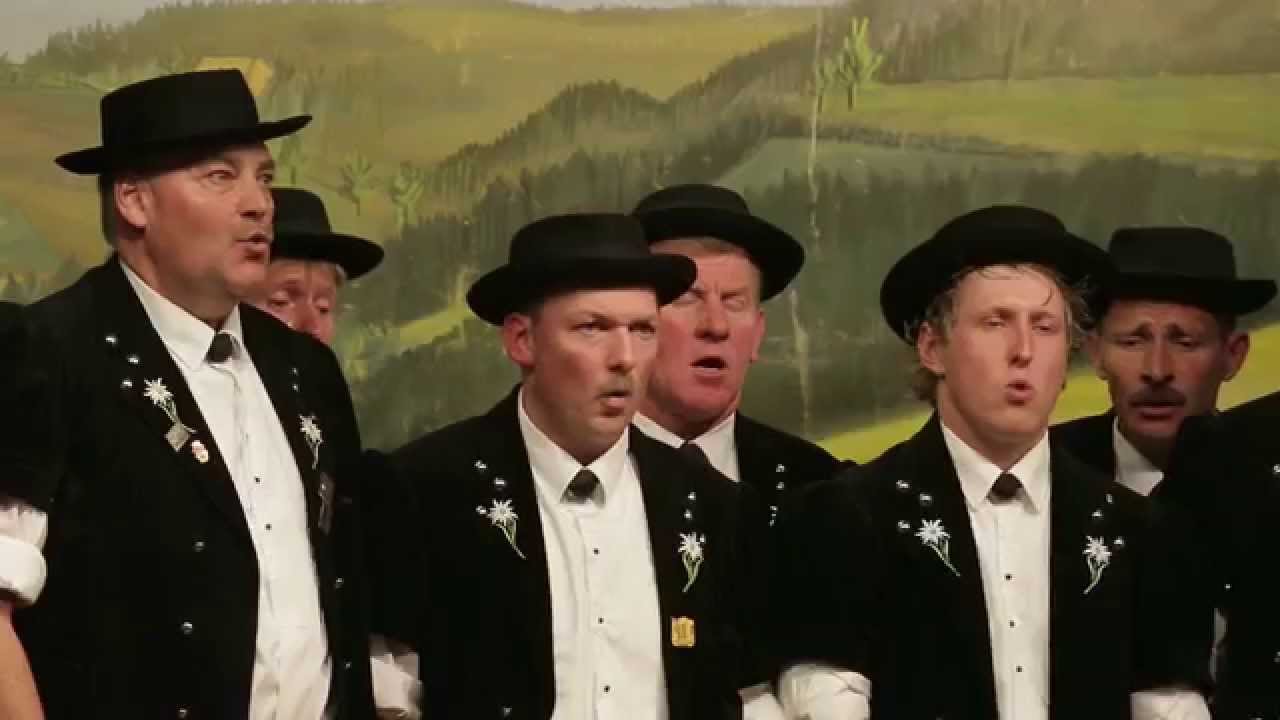 Jodlerklub Blasenfluh Oberthal - Aabe ufem Bärg [2015 HD]