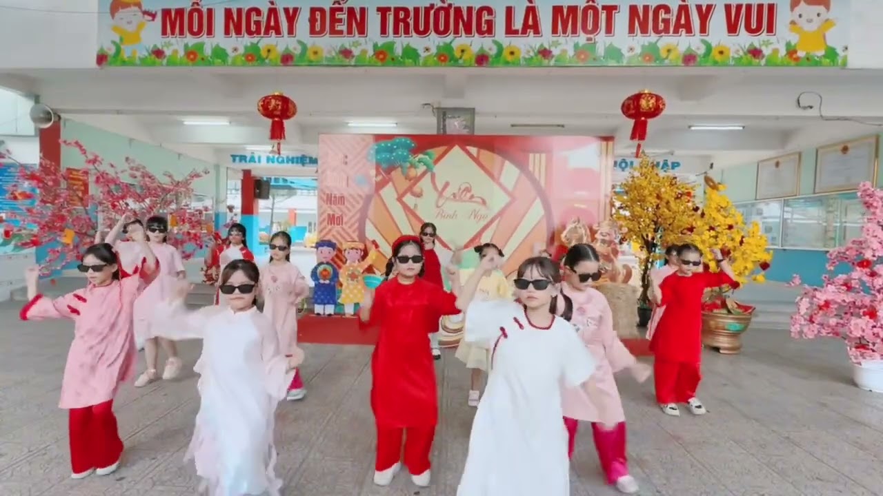 Vạn Sự Như Ý. Linh Chi cùng các bạn (9t)