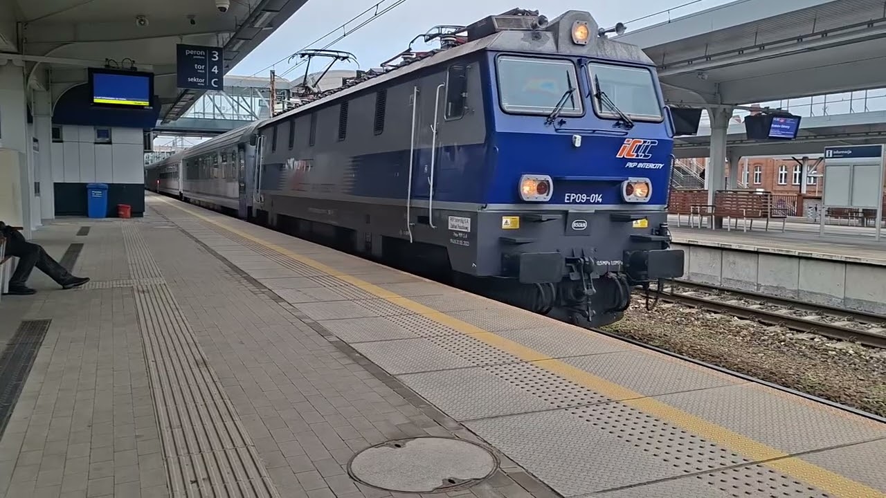 Pociągi na stacji Szczecin Główny 