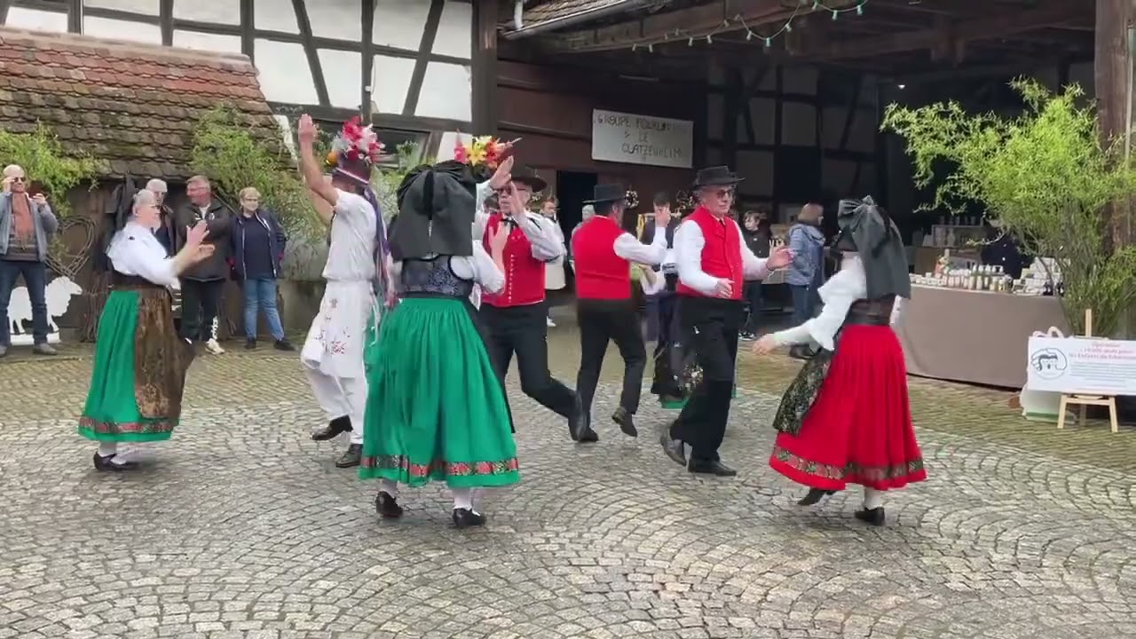 Danses alsaciennes par le Groupe Folklorique de Quatzenheim