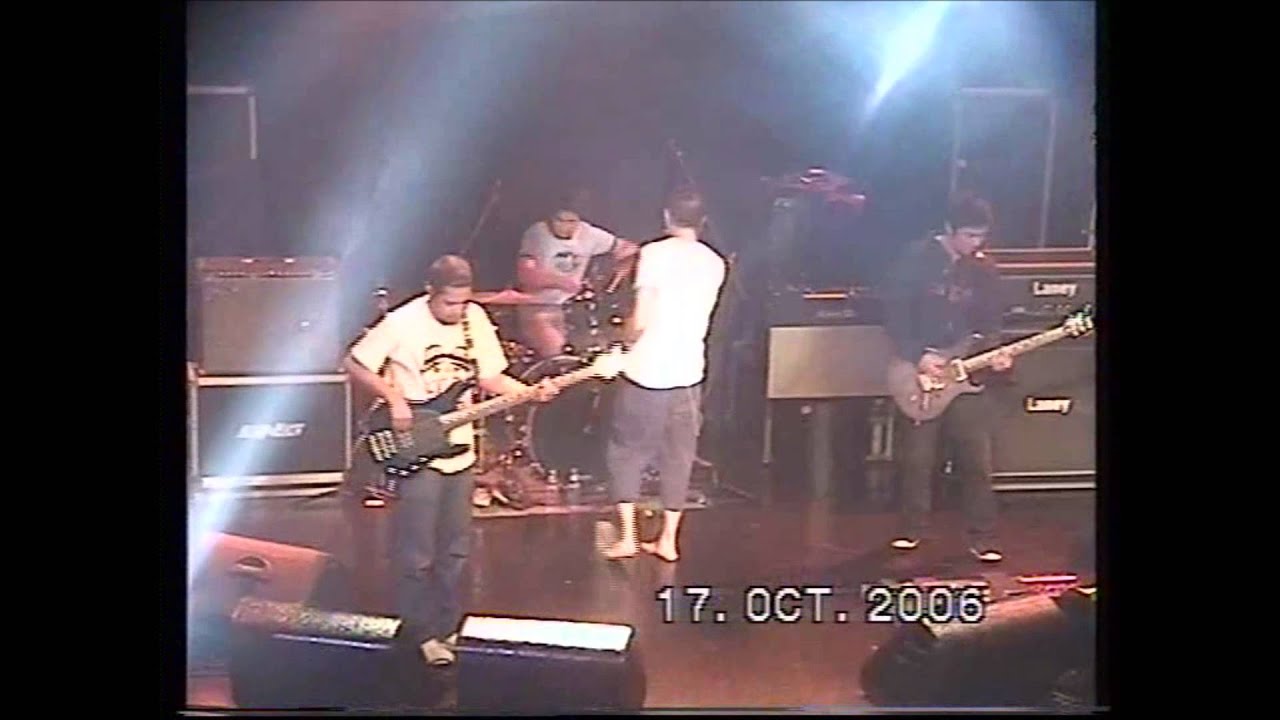 Bamboo - NOYPi  Live at COLT45 Rakiztah on MTV 2006