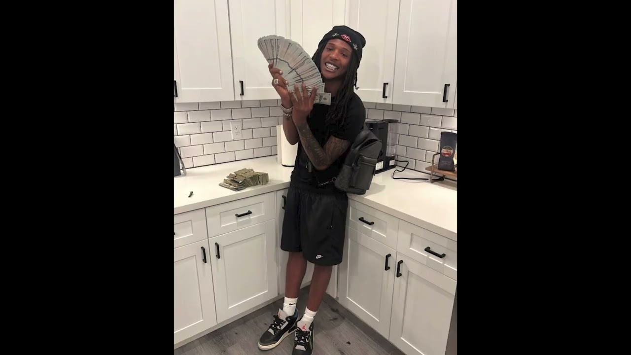 [FREE] Chuckyy x Lucki Type Beat 