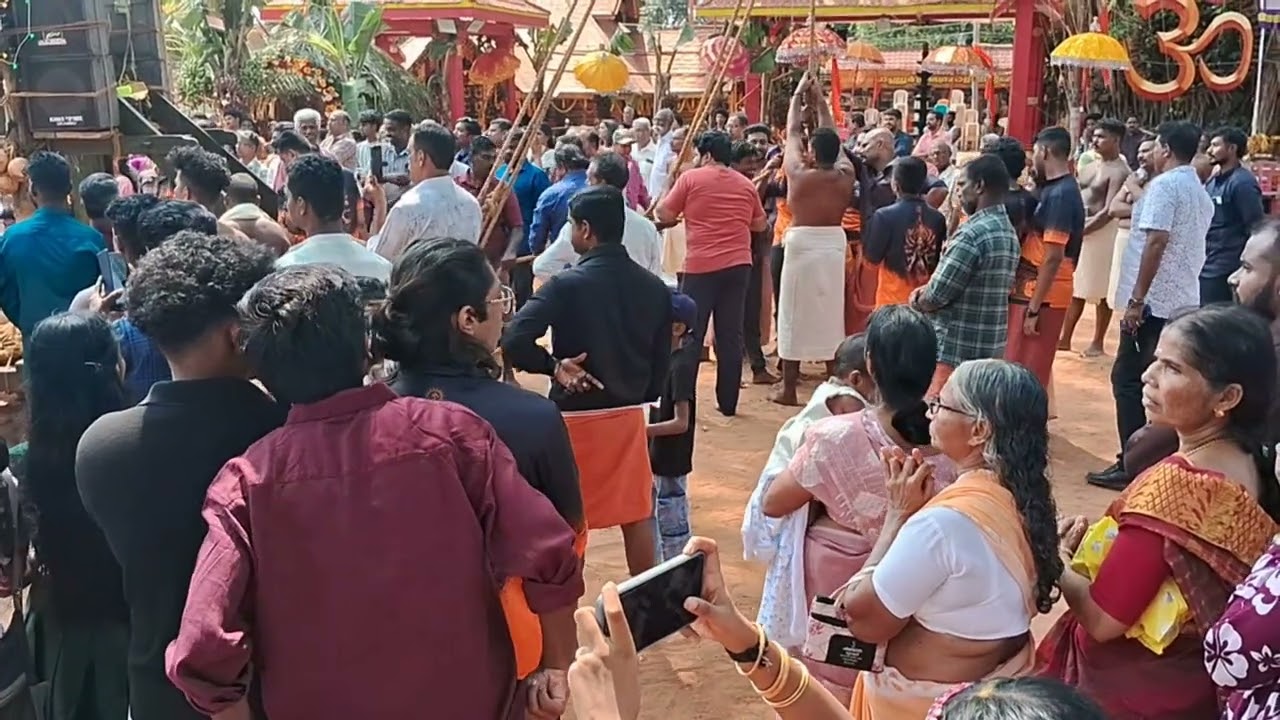 PACHALLOOR-FHD-പാച്ചല്ലൂർ ഭദ്രകാളി11,03032026,''മലയാളത്തിൽ പാതി ഇടയാവണത്ത്'' 8°42'94 6N 76°96'54 8E