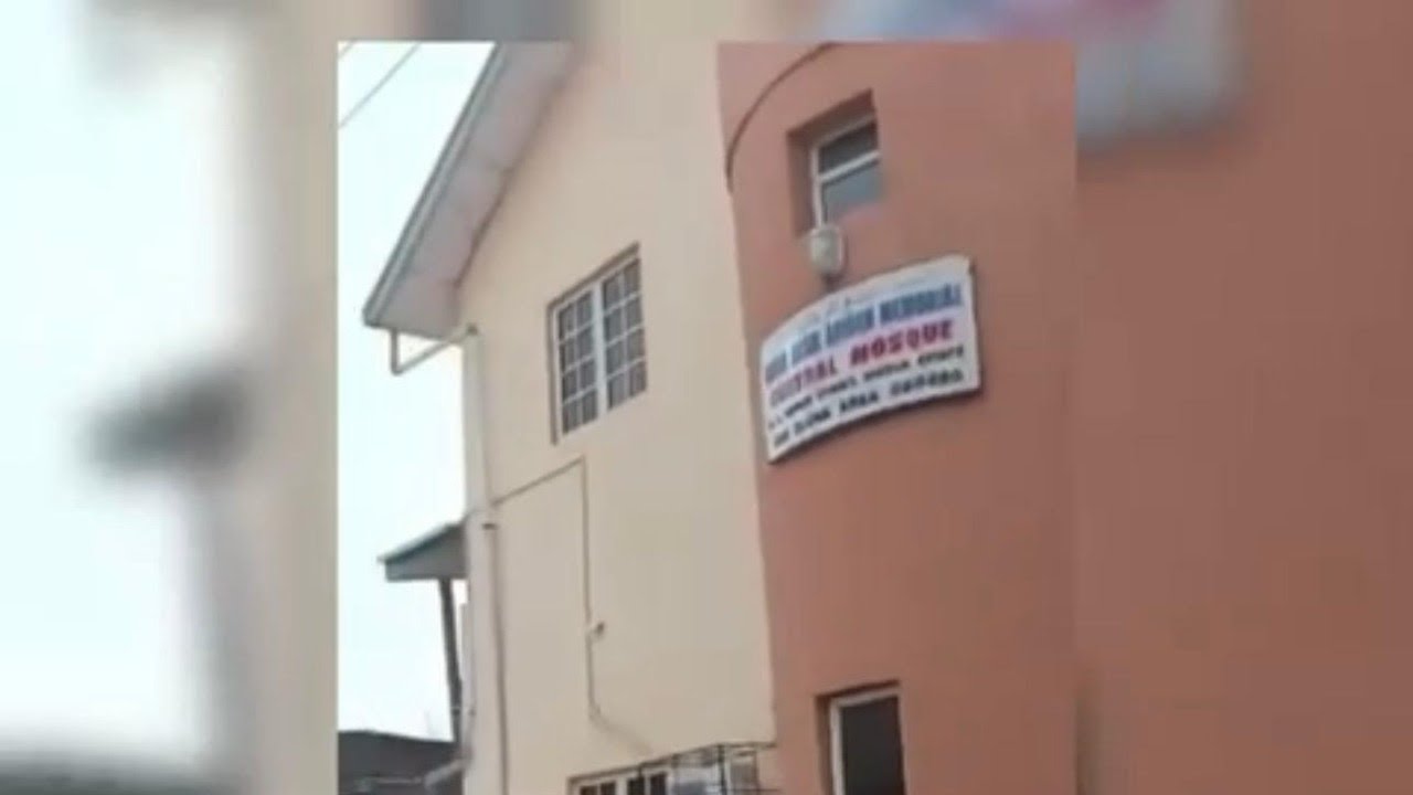 IKUNLE ABIYAMO OO, AWON ALFA TI LU NOJEEMU PA SI MOSHALASHI