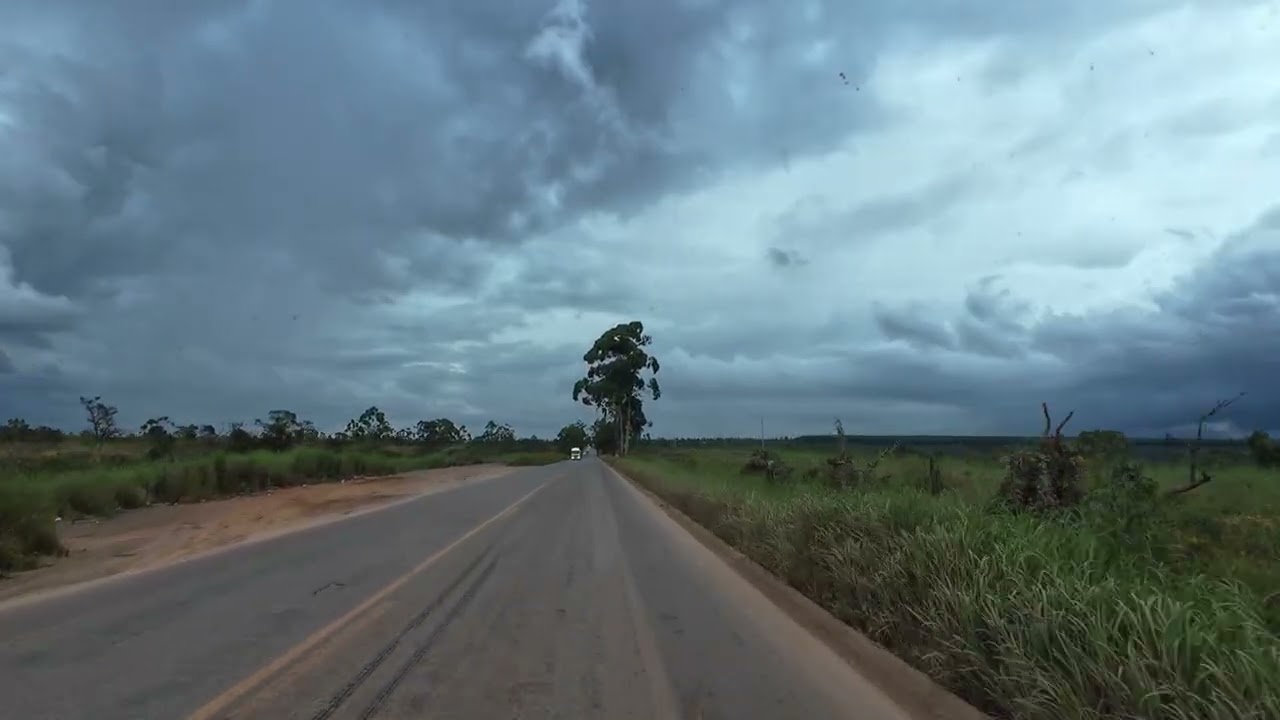 60 / ACIDENTE FRONTAL ENTRE CARRETAS BR 251, MUNIC&Iacute;PIO DE GR&Atilde;O MOGOL MINAS GERAIS 