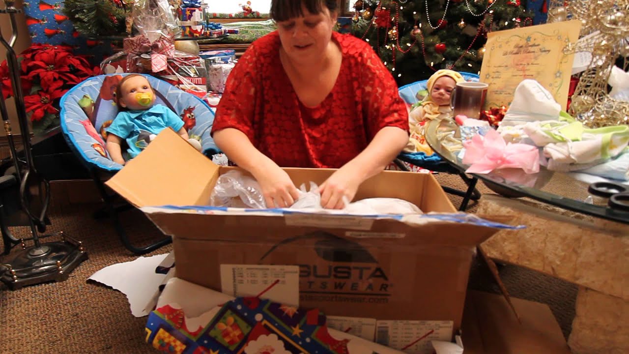 KRISTINA!!! My box opening of my reborn toddler!!!! YAYAY