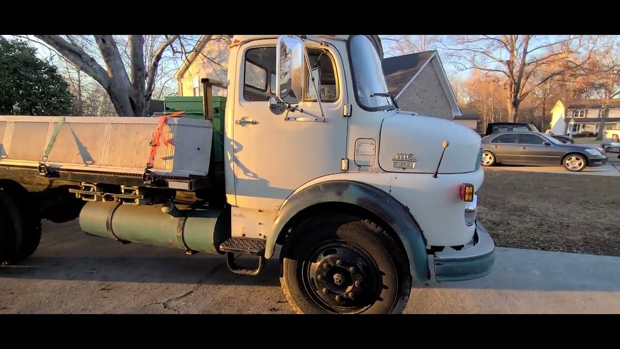 1979 Mercedes L1116 Walk Around