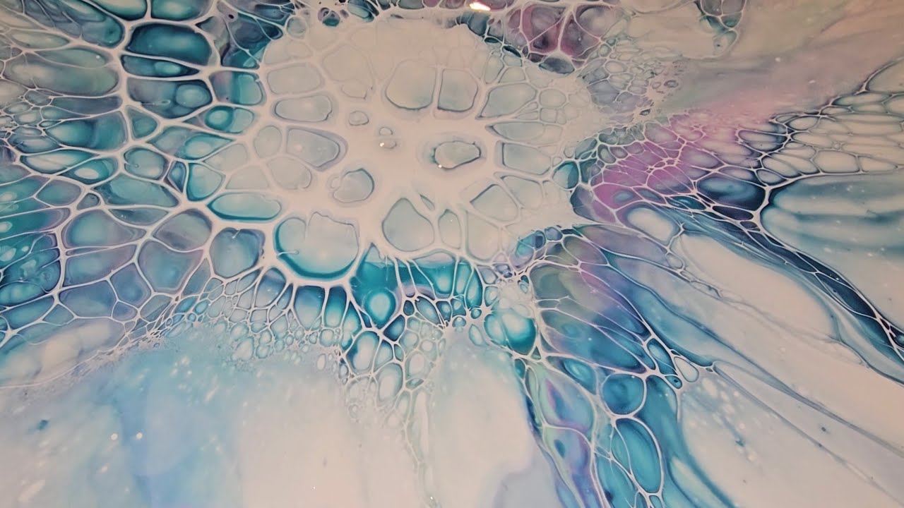 581 - Soft Bloom | #acrylicpainting #sheleeartstyle #colourarte #paintpouring #bloom