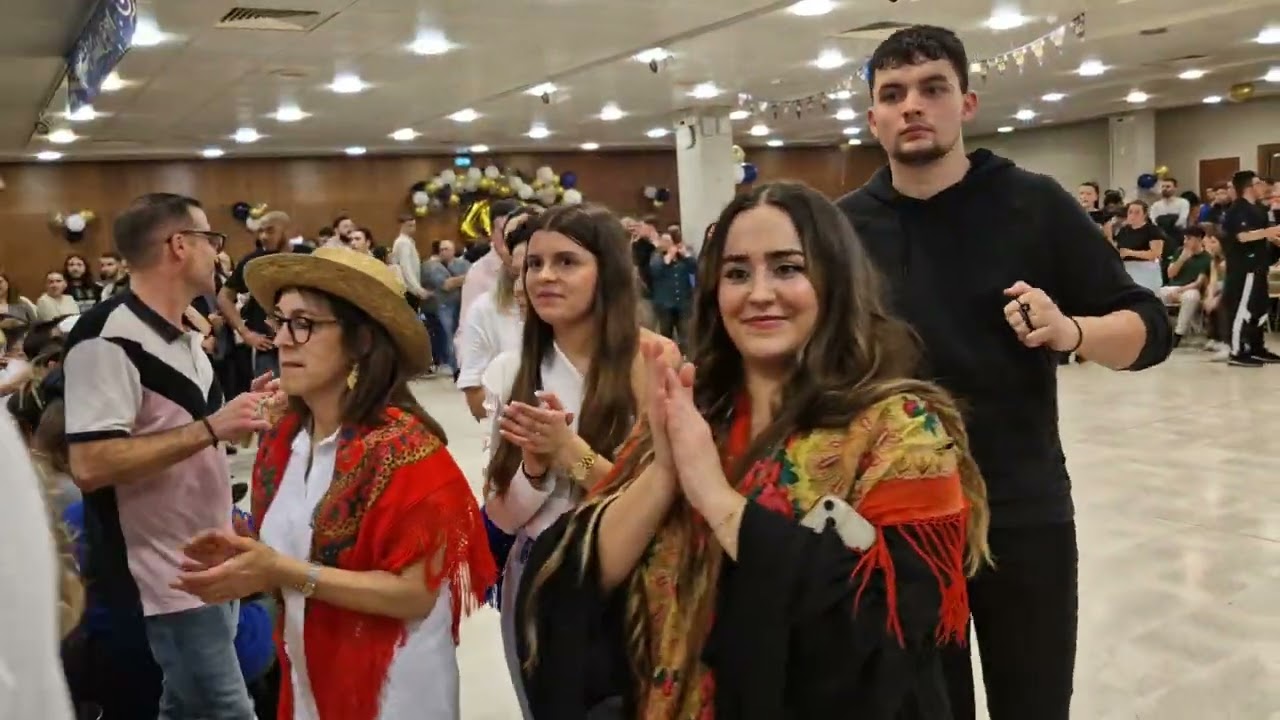 Rusgas Música Danças Festa na Associação Arcop de Nanterre