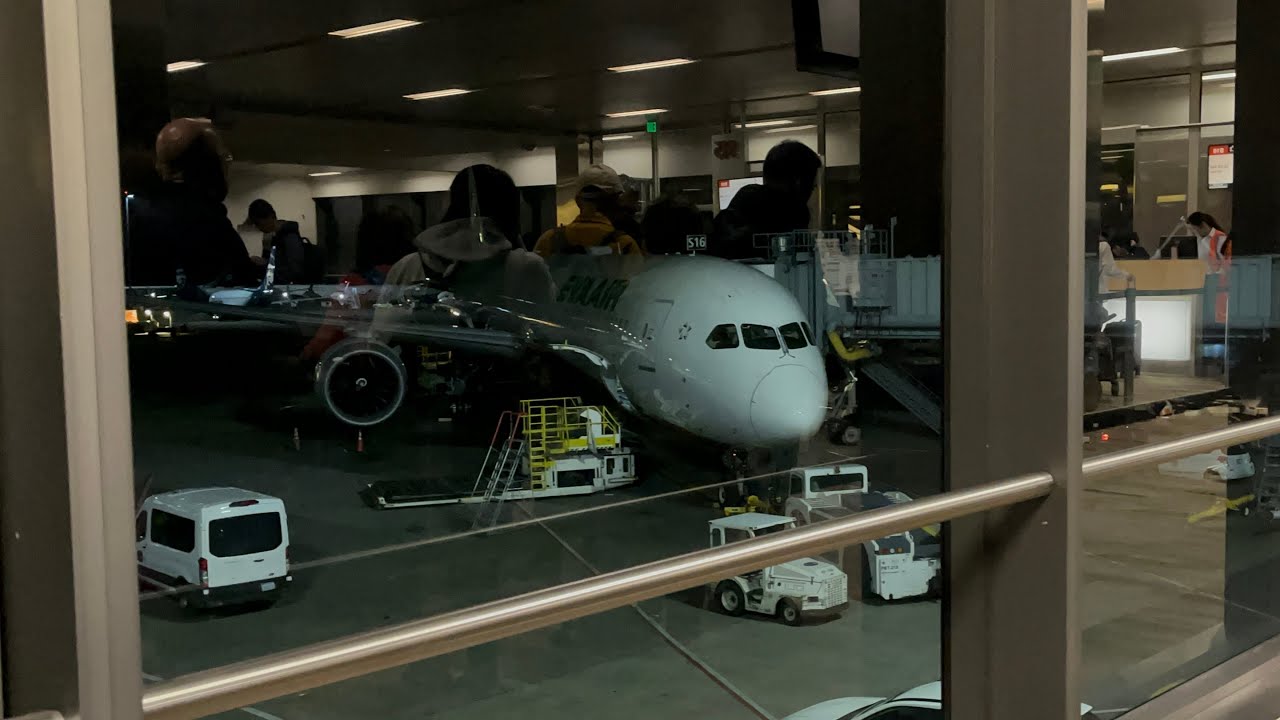 Trip Report Eva Air Boeing 787-10 Seattle to Taipei Taiwan Economy exit row