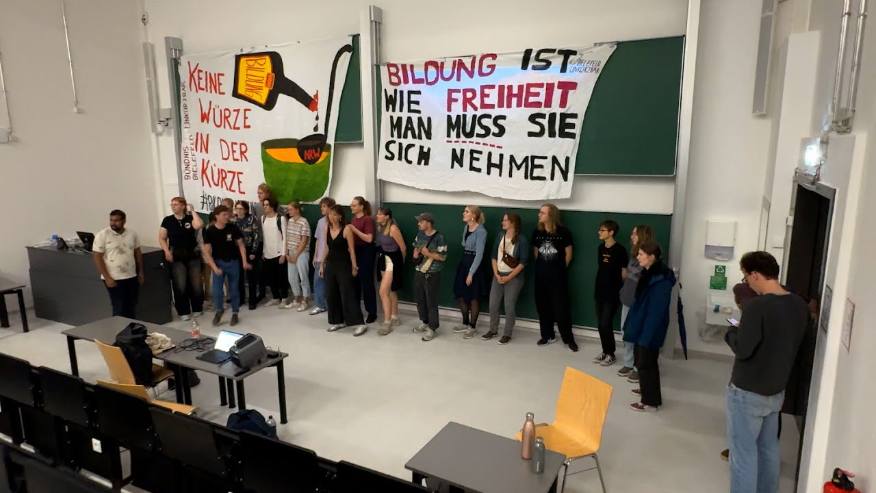 Studierende besetzen H&ouml;rsaal der Universit&auml;t Bielefeld