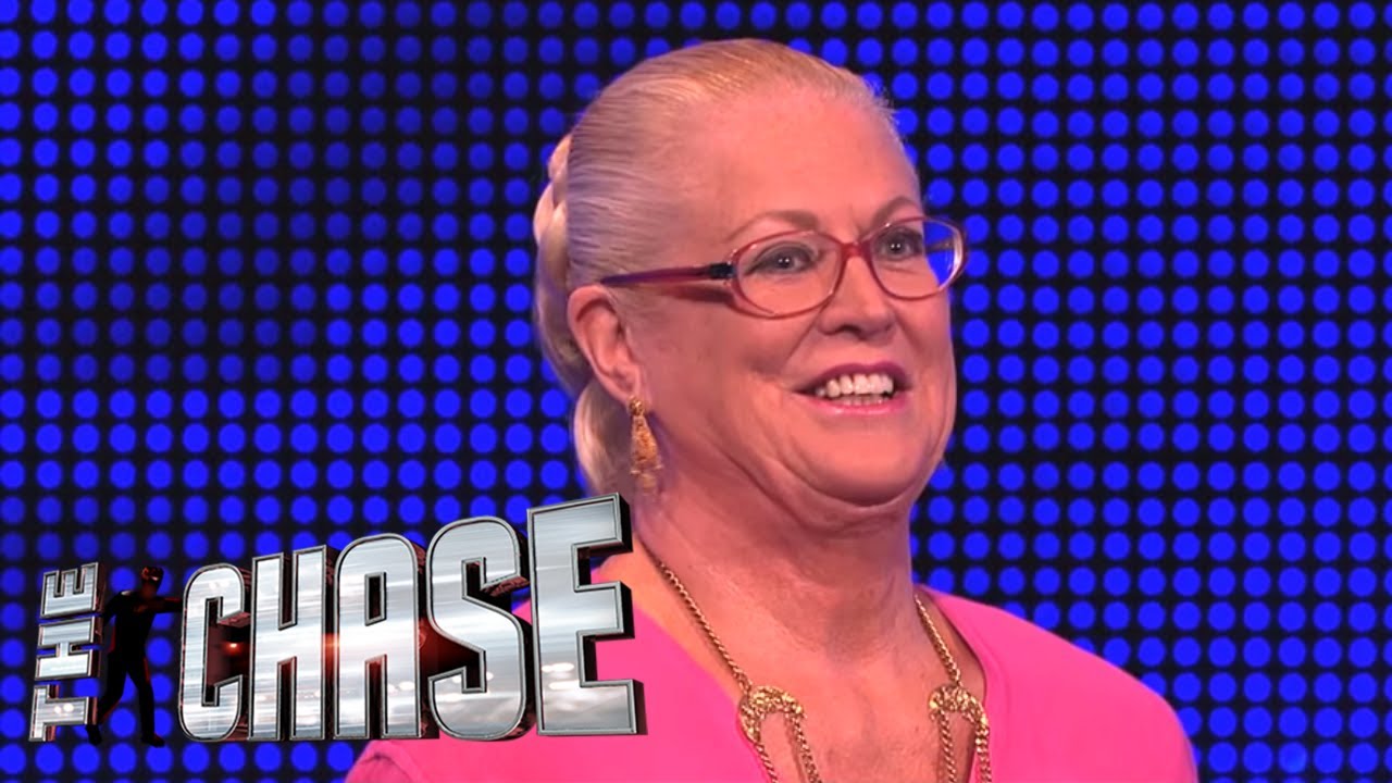The Chase Outtakes | Kim Woodburn's Button Pressing Blooper