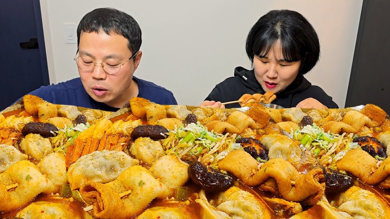 Острые пельмени в горячем горшочкеㅣCooking&Mukbang