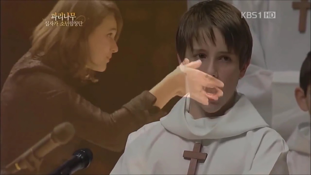 Les Petits Chanteurs à la Croix de Bois - 20 Ave Maria de Caccini Solo Baudoin Aube HD 1080