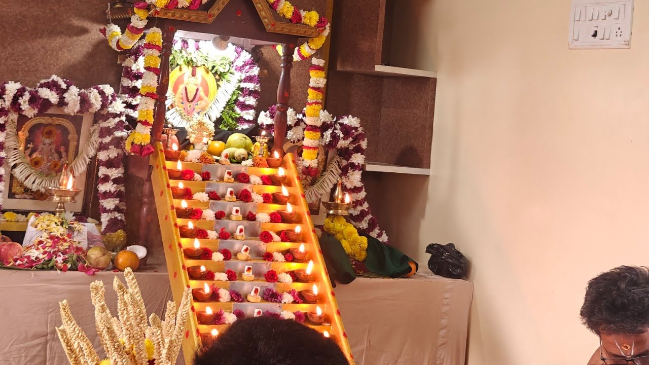 Ayyappa Poojai Arathi #ayyappa #ayyappan #currentupdatetricks #trending #devotional #sami #pajanai
