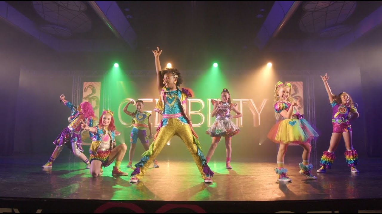 The Celebrity Show: ROCK THE NIGHT!