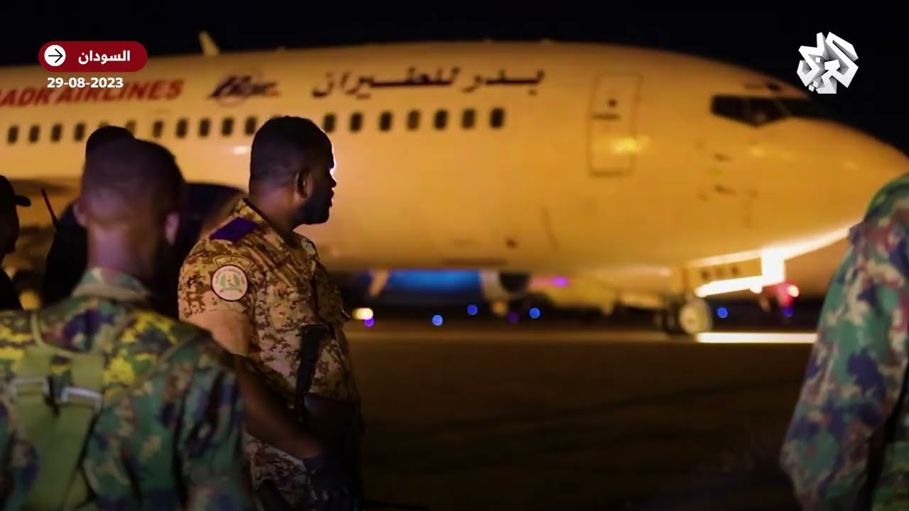 خاص للعربي.. لحظة وصول عبد الفتاح البرهان إلى مطار بورتوسودان بعد زيارة خاطفة إلى مصر