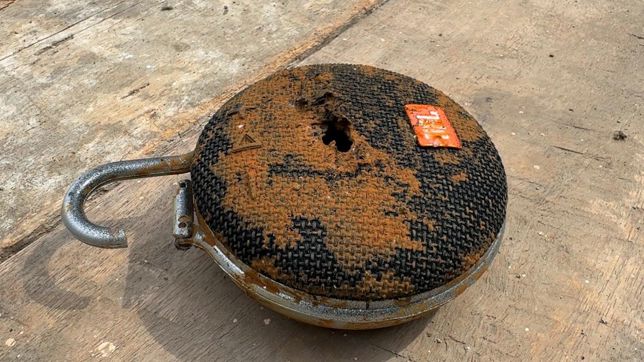 Restoration of broken old JBL flip 3 Bluetooth Speaker | Restore broken speakers